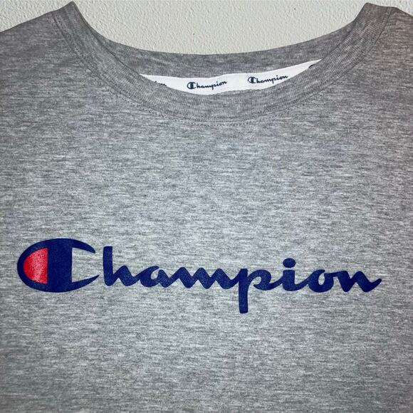 Gray Champion crop top, athleisure, activewear, sportswear - Picture 2 of 4